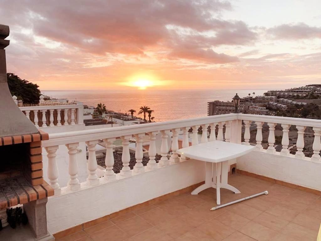 Апартаменты Ocean View Sunset Terrace - Near Anfi Del Mar Los Caideros Экстерьер фото