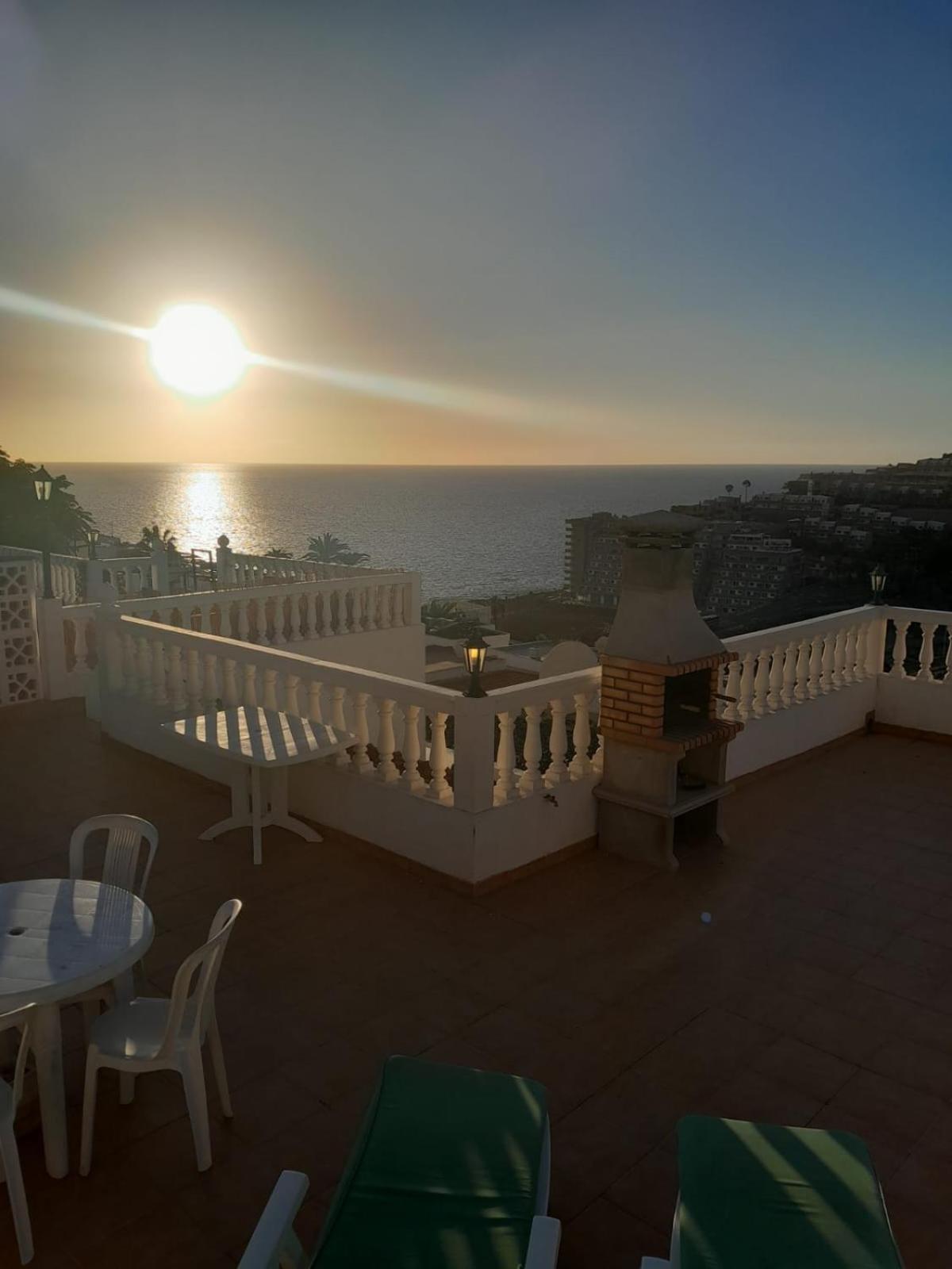 Апартаменты Ocean View Sunset Terrace - Near Anfi Del Mar Los Caideros Экстерьер фото
